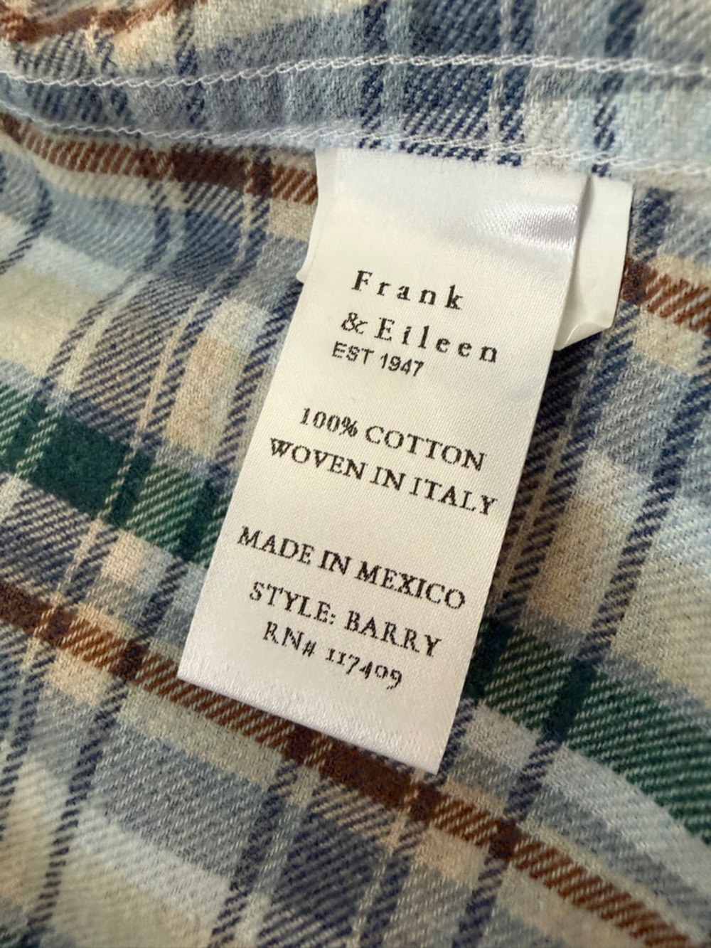 Frank and Eileen Barry Plaid Shirt in size M - Picture 6 of 6